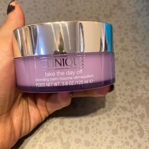 Clinique Take The Day Off Cleansing Balm - For Mena Shop (Plus Fenty)